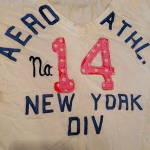 V neck aeropostale t shirt
